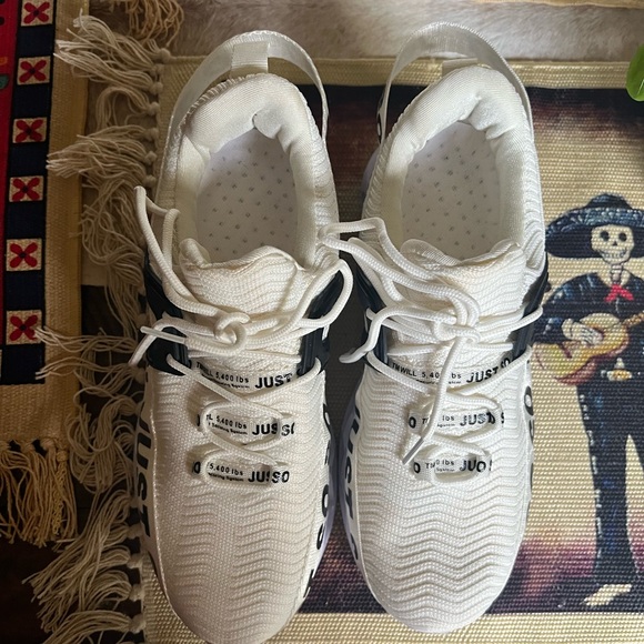 Chunky Sneakers Size 7 - Picture 3 of 8